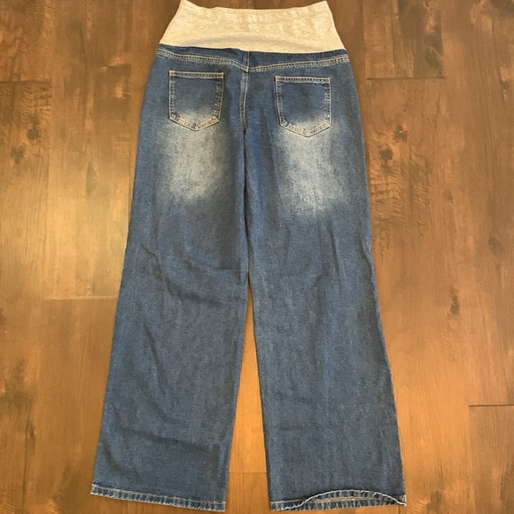 SHEIN MATERNITY JEANS DISTRESSED WIDE LEG - Picture 6 of 9